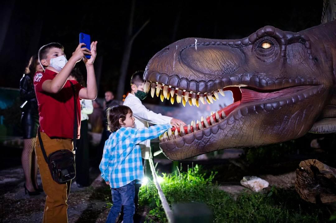 1.Discover the Wonders of the Past at Dinosaur Park Skopje (2).jpg