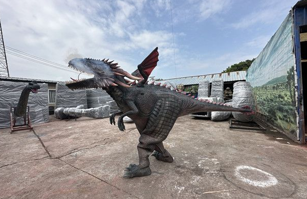 Realistic Walking Dragon Costume with Spraying Smoking