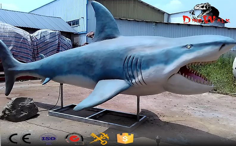 Blue Animatronics Shark Simulation for Zoo