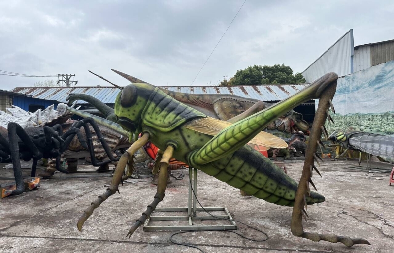 Adventures in the Insect World - Realistic Animatronic Simulated Insect Models