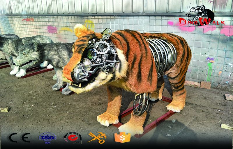 Cool Looking Customized Animatronic Tiger With Gear on the Side