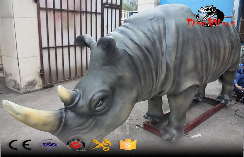 animal simulation series fiberglass rhino for out door decoration