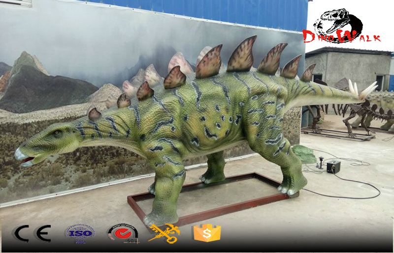 realistic animatronic dinosaur model with movement simulation