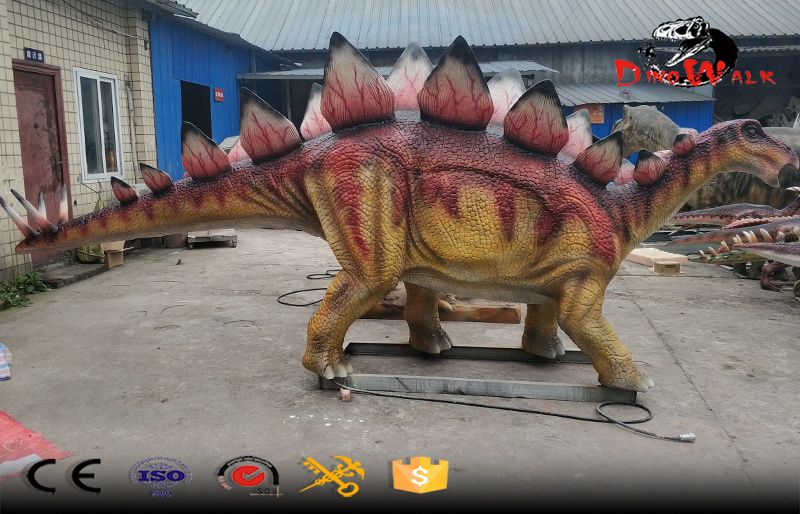 animatronic stegosaurus dinosaur model for dino park