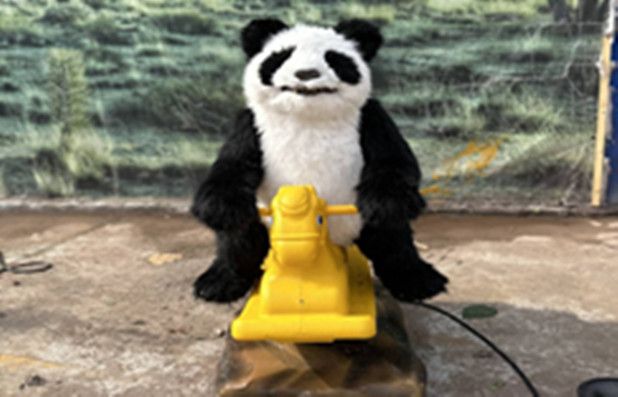 Life size real animatronic panda animal model for exhibition