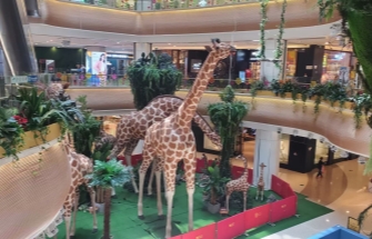 Commercial Art Display Realistic Animatronic Giraffe Model for Shopping Mall Decoration